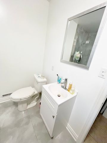 For Lease - 81 Hallam Street Unit# Room 202, Toronto, Ontario - Photo 5