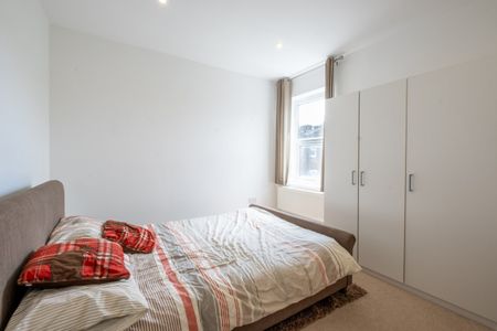 1 Bed Flat, Luxor Street, SE5 - Photo 4