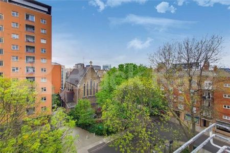 Zone 1 located 2 bedroom perfect for Students and young professionals - Photo 4