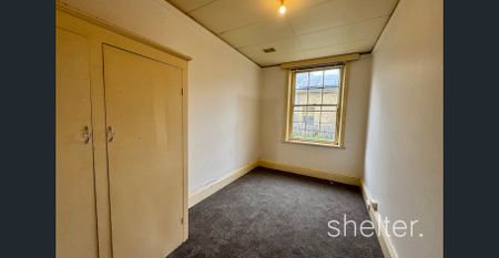 1 Bedroom Rooming House - Photo 2