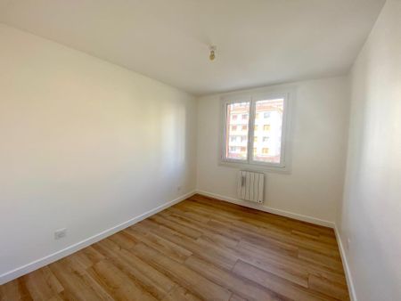Location Appartement 3 pièces 50m² ANNECY 74000 - Photo 2