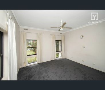 75 Balaclava Rd, Shepparton, Vic 3630 - Photo 3