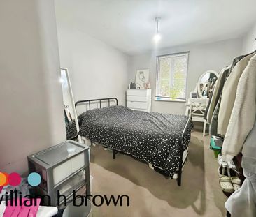 Bradford Drive, Colchester - Photo 4