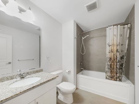 For Lease - 14 Whaley Lane, Hamilton, Ontario - Photo 5