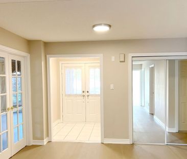 For Lease - 2037 Schoolmaster Circle, Oakville, Ontario - Photo 1