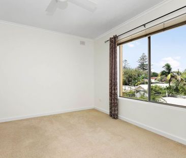 Unit 6/8 Keen Avenue, - Photo 2