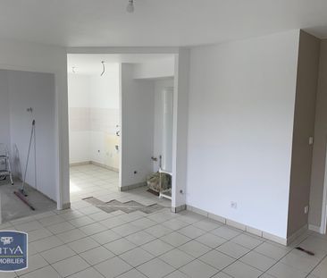 Location Appartement 2 pièces 53m² FECAMP 76400 - Photo 3