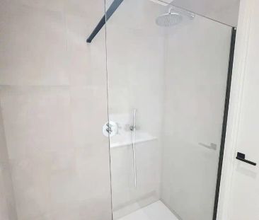 Recent gerenoveerd modern appartement vlakbij de zeedijk in Knokke-... - Photo 6