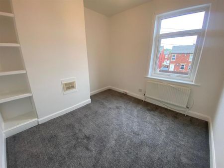 3 bedroom terraced house to rent - Photo 4