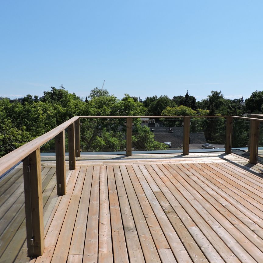 For Lease - 1555 Bloor Street Unit# 4, Toronto, Ontario - Photo 1