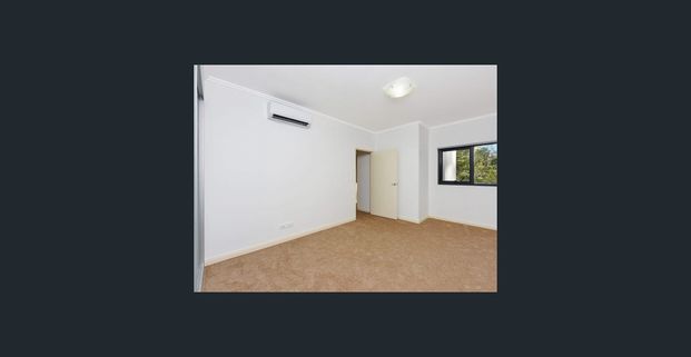 Spacious Ground Floor Garden Apartment - Photo 1