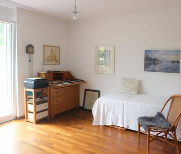 Moderne 4.5-Zimmer-Attikawohnung mit Terrasse und schöner Aussicht ... - Foto 2