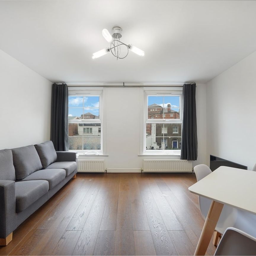 1 Bed Flat, Hackney Road, E2 - Photo 1