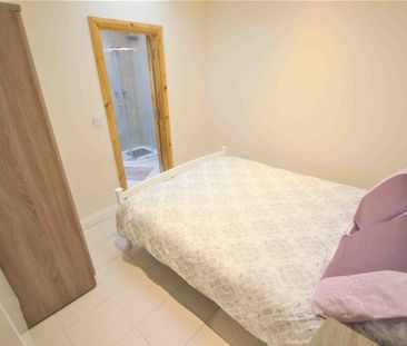 Albert College Park, Glasnevin, Dublin 11 - Photo 1