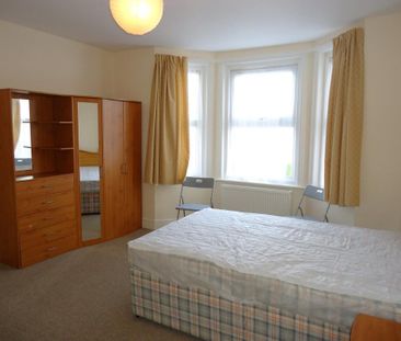 Bournemouth Sedgley Road Winton, BH9, Dorset - Photo 6