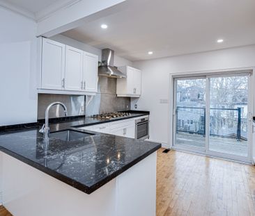 For Lease - 218 Lee Avenue, Toronto, Ontario - Photo 4