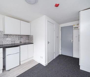 Studio to rent - Photo 6
