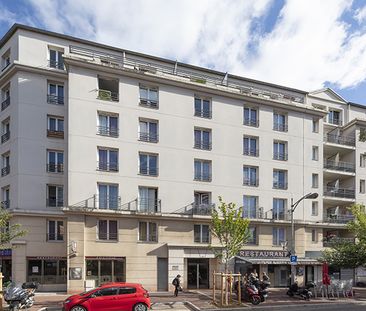 Issy Les Moulineaux, 14 rue Jean-Jacques Rousseau, 92130 Issy Les M... - Photo 2