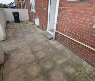 Redlands Terrace, Midsomer Norton, Radstock, BA3 - Photo 3