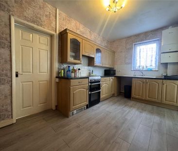 2 bedroom semi-detached house to rent - Photo 6