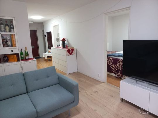 Sorögatan, Kista - Photo 1