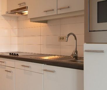 Appartement te huur in Oostende voor € 600 met 1 slaapkamer - Photo 2