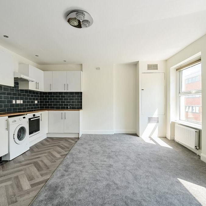 4 bedroom apartment to rent - Photo 1