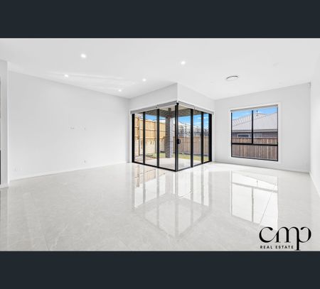 24 Binshaw Crescent, Menangle Park, NSW 2563 - Photo 3