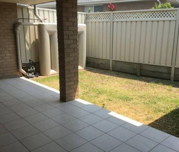 Modern Two Bedroom Villa - Photo 2