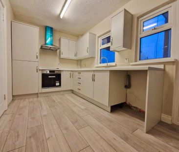 37 Talbot Street, Newtownards, BT23 4EG - Photo 2