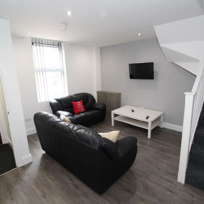 Henderson Street, PRESTON PR1 7XP - Photo 1