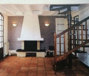 House - Photo 3