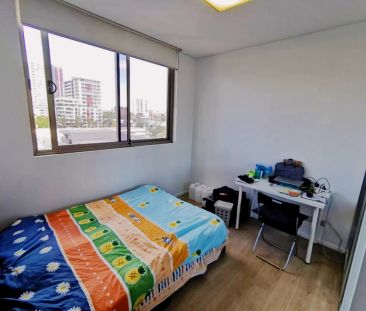 3 bed 2 bath bed 2 - Photo 6