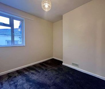 May Terrace, Plymouth, PL4 - Photo 4