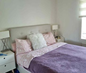 Bredängsvägen, Skärholmen - Photo 6