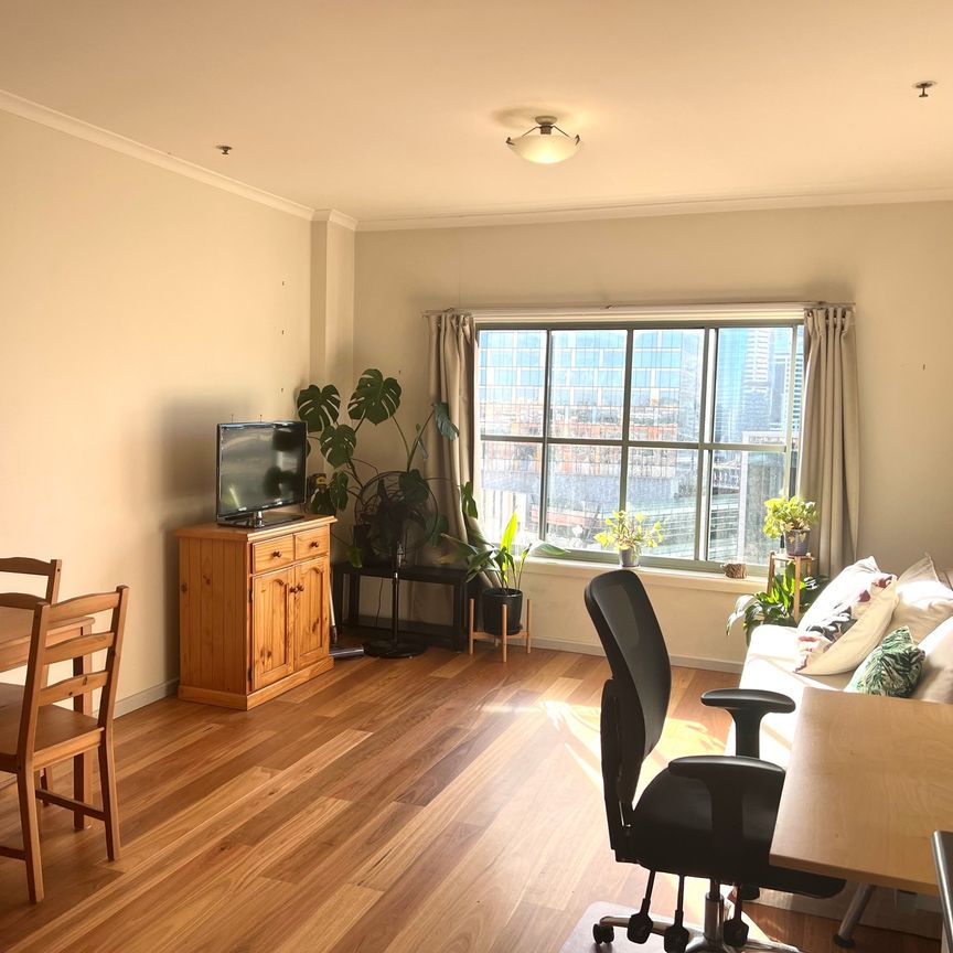 Fully Furnished Apartment at the Oaks Goldsbrough! - Photo 1