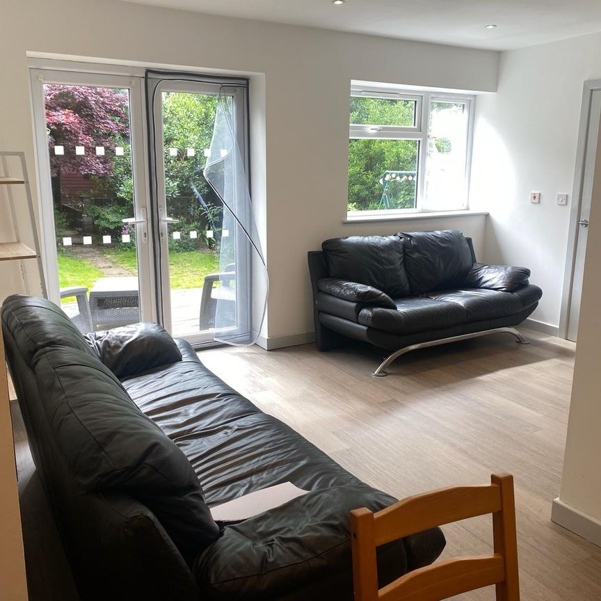 113 Ferncliffe Road - Photo 1