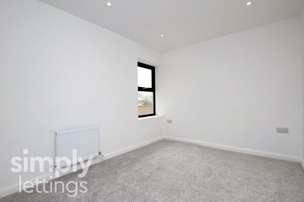 1 Bed property for rent - Photo 1