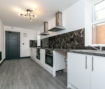 House share to rent - Photo 3