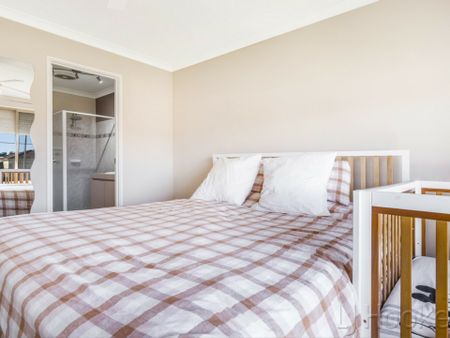 Spacious Elevated Family Home in Sought-After Mindarie - Photo 2