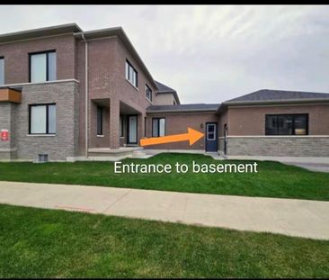 For Lease - 9 Albert Newell Drive, Markham, Ontario - Photo 6