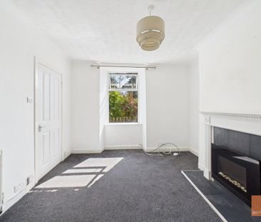 2 bedroom semi-detached house to rent - Photo 6