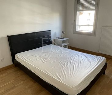 T2 meublé avec balcon et garage - Bd de l'Europe à Pierre Bénite - Photo 6