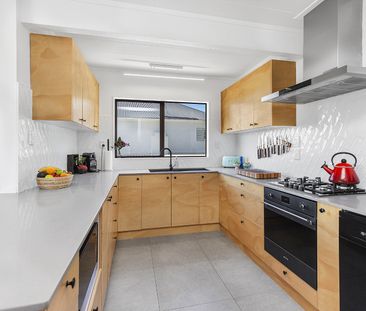 49 Mantell Street, Seatoun - Photo 4