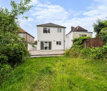 4 bedroom detached house to rent - Photo 5