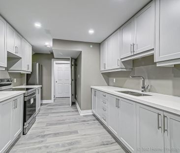 For Lease - 565 Mcgregor Farm Trail, Newmarket, Ontario - Photo 1