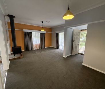 Spacious 4-Bedroom Home - Photo 5