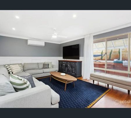 5 Tees Court, Mindarie, WA 6030 - Photo 4