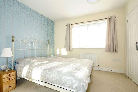 Skylark Way, Shinfield, Reading, Berkshire, RG2 - Photo 2
