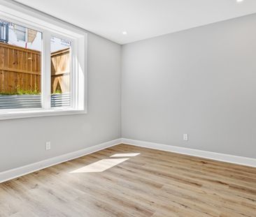 138 Montfort Street - Photo 3